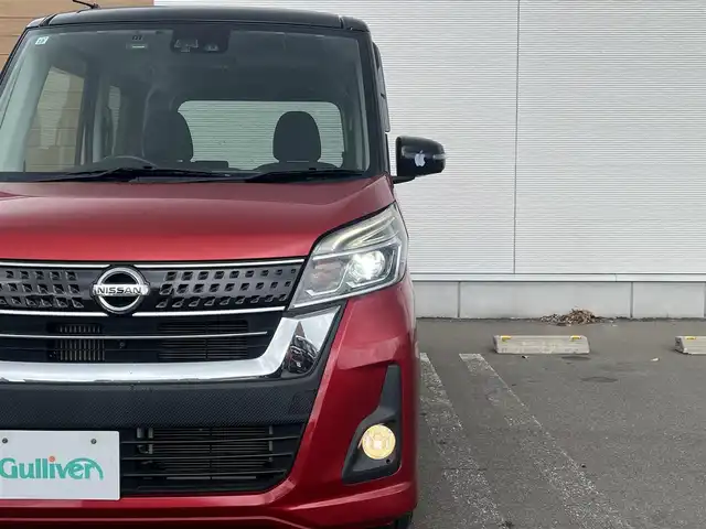 日産 デイズ ルークス ハイウェイスター Xターボ 秋田県 2017(平29)年 5.4万km スパークリングレッド/ブラック 純正ナビ/衝突軽減システム/LEDヘッドライト/ターボ/フルセグ/片側パワスラ/スマートキー/純正アルミ/アイドリングストップ/オートマチックハイビーム/プッシュスタート/ドライブレコーダー/ステアリングスイッチ/社外フロアマット/純正ドアバイザー/ETC/オートライト/オートエアコン/パワーステアリング/パワーウィンドウ/横滑り防止/電動格納ウィンカーミラー/保証書/取扱説明書/記録簿