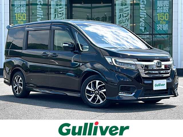ホンダ ステップワゴン スパーダ ホンダセンシング 岡山県 2017(平29)年 7.3万km プレミアムスパークルブラックパール 純正ナビＶＸＭ－１８５ＶＦＮｉ　ＢＴ／ＣＤ／ＤＶＤ／フルセグ　全方位カメラ　ホンダセンシング　ターボ　両側パワスラ　２列目分割ベンチシート　追従クルコン　パドルシフト　カーテンエアバッグ　ＬＥＤ