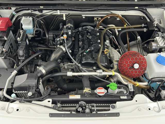 スズキ ジムニー XC 宮城県 2020(令2)年 6.3万km ピュアホワイトP ワンオーナー/フジツボサイドマフラー/スズキセーフティサポート/・デュアルセンサーブレーキサポート/・車線逸脱抑制警報昨日/・オートハイビーム/クルーズコントロール/ケンウッドSDナビ/・CD.DVD.SD.BT/フルセグTV/前席シートヒーター/LEDヘッドライト/フォグランプ/ETC/アイドリングストップ/横滑り防止装置/ヘッドライトウォッシャー/革巻ステアリングホイール/ステアリングスイッチ/プッシュスタート/スマートキー2個/エンケイ製16インチアルミホイール/（左右色違い）/背面タイヤ積込/純正フロアマット
