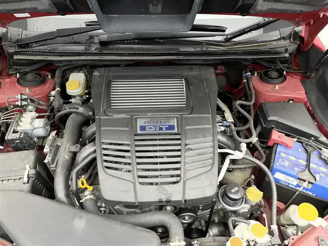スバル レヴォーグ 2．0STIスポーツアイサイト 滋賀県 2018(平30)年 2.6万km ピュアレッド 禁煙車/純正8型ナビ/CD.DVD.Bluetooth.フルセグ/バック・サイド・フロントカメラ/アイサイトVer3/衝突軽減ブレーキ/レーダークルーズコントロール/レーンキープアシスト/車線逸脱警報/レザーシート/パドルシフト/前席シートヒーター/前席パワーシート（メモリー付き）/ブラインドスポットモニター/ETC/前方ドライブレコーダー/デジタルインナーミラー/電子パーキング/オートブレーキホールド