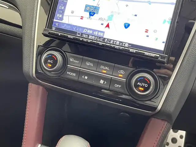 スバル レヴォーグ 2．0STIスポーツアイサイト 滋賀県 2018(平30)年 2.6万km ピュアレッド 禁煙車/純正8型ナビ/CD.DVD.Bluetooth.フルセグ/バック・サイド・フロントカメラ/アイサイトVer3/衝突軽減ブレーキ/レーダークルーズコントロール/レーンキープアシスト/車線逸脱警報/レザーシート/パドルシフト/前席シートヒーター/前席パワーシート（メモリー付き）/ブラインドスポットモニター/ETC/前方ドライブレコーダー/デジタルインナーミラー/電子パーキング/オートブレーキホールド