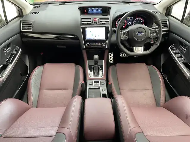 スバル レヴォーグ 2．0STIスポーツアイサイト 滋賀県 2018(平30)年 2.6万km ピュアレッド 禁煙車/純正8型ナビ/CD.DVD.Bluetooth.フルセグ/バック・サイド・フロントカメラ/アイサイトVer3/衝突軽減ブレーキ/レーダークルーズコントロール/レーンキープアシスト/車線逸脱警報/レザーシート/パドルシフト/前席シートヒーター/前席パワーシート（メモリー付き）/ブラインドスポットモニター/ETC/前方ドライブレコーダー/デジタルインナーミラー/電子パーキング/オートブレーキホールド