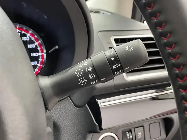 スバル レヴォーグ 2．0STIスポーツアイサイト 滋賀県 2018(平30)年 2.6万km ピュアレッド 禁煙車/純正8型ナビ/CD.DVD.Bluetooth.フルセグ/バック・サイド・フロントカメラ/アイサイトVer3/衝突軽減ブレーキ/レーダークルーズコントロール/レーンキープアシスト/車線逸脱警報/レザーシート/パドルシフト/前席シートヒーター/前席パワーシート（メモリー付き）/ブラインドスポットモニター/ETC/前方ドライブレコーダー/デジタルインナーミラー/電子パーキング/オートブレーキホールド