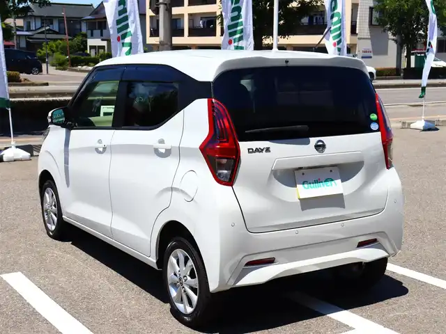 日産 デイズ X 福島県 2021(令3)年 4.2万km ホワイトパール  ワ ン オ ー ナ ー/ 4     W     D/ 社 外 ナ ビ・フ ル セ グ T V/ ア ラ ウ ン ド ビ ュ ー カ メ ラ/ 純 正 エ ン ジ ン ス タ ー タ ー/ 前 左 右 シ ー ト ヒ ー タ ー/ イ ン テ リ キ ー/ エ マ ー ジ ェ シ ー ブ レ ー キ/ 純 正 １ ４ イ ン チ ア ル ミ ホ イ ル/ 新　車　保　証　書/ 取　扱　説　明　書