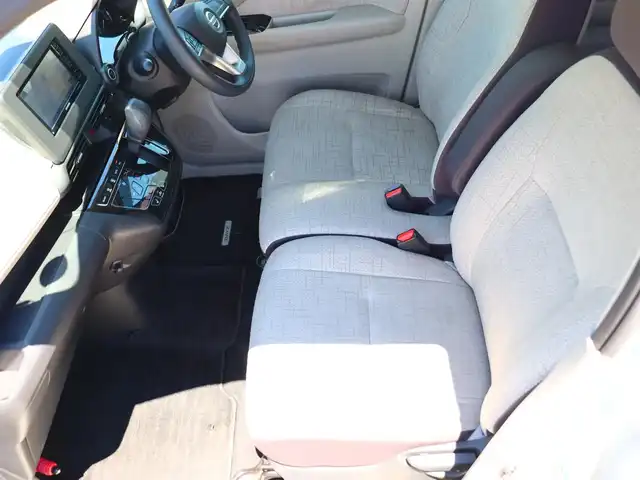 日産 デイズ X 福島県 2021(令3)年 4.2万km ホワイトパール  ワ ン オ ー ナ ー/ 4     W     D/ 社 外 ナ ビ・フ ル セ グ T V/ ア ラ ウ ン ド ビ ュ ー カ メ ラ/ 純 正 エ ン ジ ン ス タ ー タ ー/ 前 左 右 シ ー ト ヒ ー タ ー/ イ ン テ リ キ ー/ エ マ ー ジ ェ シ ー ブ レ ー キ/ 純 正 １ ４ イ ン チ ア ル ミ ホ イ ル/ 新　車　保　証　書/ 取　扱　説　明　書