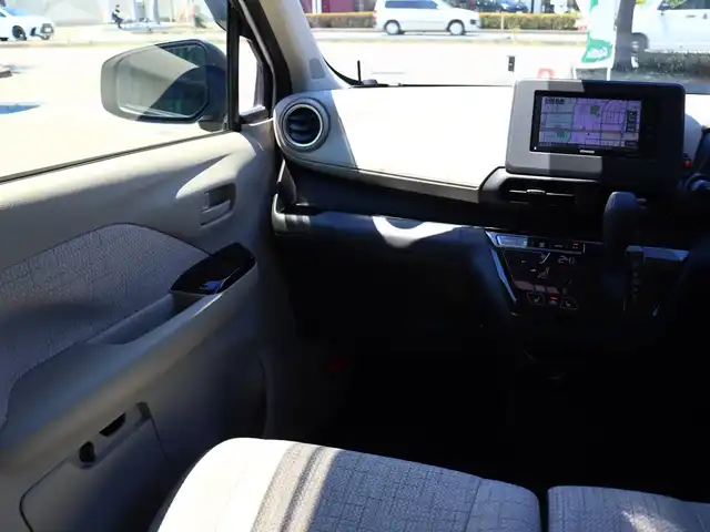 日産 デイズ X 福島県 2021(令3)年 4.2万km ホワイトパール  ワ ン オ ー ナ ー/ 4     W     D/ 社 外 ナ ビ・フ ル セ グ T V/ ア ラ ウ ン ド ビ ュ ー カ メ ラ/ 純 正 エ ン ジ ン ス タ ー タ ー/ 前 左 右 シ ー ト ヒ ー タ ー/ イ ン テ リ キ ー/ エ マ ー ジ ェ シ ー ブ レ ー キ/ 純 正 １ ４ イ ン チ ア ル ミ ホ イ ル/ 新　車　保　証　書/ 取　扱　説　明　書