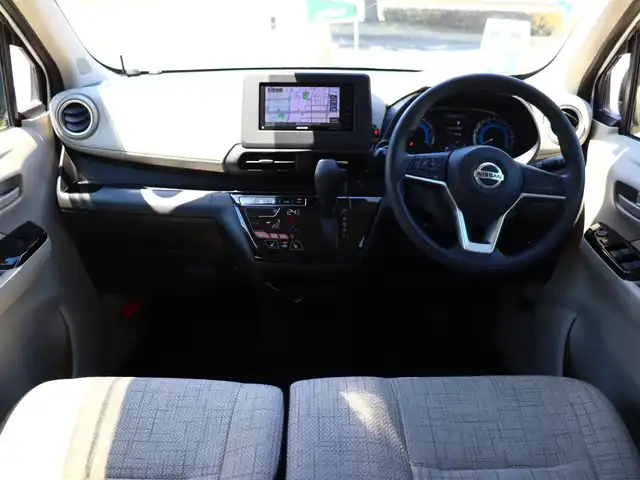 日産 デイズ X 福島県 2021(令3)年 4.2万km ホワイトパール  ワ ン オ ー ナ ー/ 4     W     D/ 社 外 ナ ビ・フ ル セ グ T V/ ア ラ ウ ン ド ビ ュ ー カ メ ラ/ 純 正 エ ン ジ ン ス タ ー タ ー/ 前 左 右 シ ー ト ヒ ー タ ー/ イ ン テ リ キ ー/ エ マ ー ジ ェ シ ー ブ レ ー キ/ 純 正 １ ４ イ ン チ ア ル ミ ホ イ ル/ 新　車　保　証　書/ 取　扱　説　明　書
