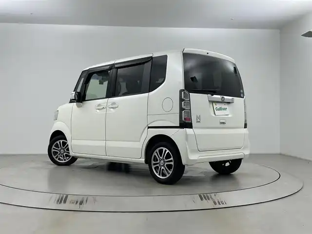 ホンダ Ｎ ＢＯＸ G SSパッケージ 埼玉県 2015(平27)年 7.3万km プレミアムホワイトパール 両側パワースライドドア/純正メモリナビ(型式：VXM-155VSi)/CD/DVD/Bluetooth/フルセグ/バックカメラ/ドライブレコーダー/ETC/純正14インチAW/純正フロアマット/プッシュスタート/スマートキー