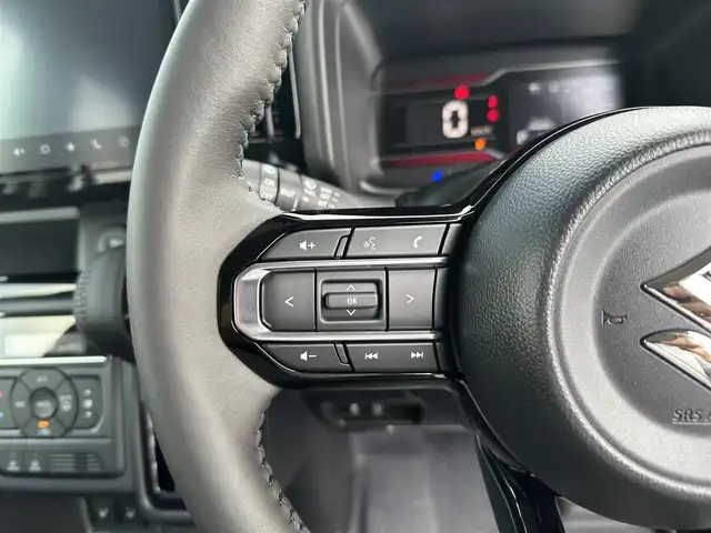 スズキ スペーシア カスタム HYBRID XS 滋賀県 2025(令7)年 0.1千km ピュアホワイトパール/ブラック2トーン 届出済み未使用車/純正9型ナビ/・CD/DVD/Blutooth/USB/全方位カメラ/両側パワースライドドア/ヘッドアップディスプレイ/追従付クルーズコントロール/LEDヘッドライト/シートヒーター/ステアリングヒーター/ステアリングリモコン/スマートキー/衝突軽減ブレーキ/横滑り防止/前後コーナーセンサー/電動格納ミラー/純正１５AW