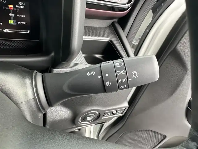 スズキ スペーシア カスタム HYBRID XS 滋賀県 2025(令7)年 0.1千km ピュアホワイトパール/ブラック2トーン 届出済み未使用車/純正9型ナビ/・CD/DVD/Blutooth/USB/全方位カメラ/両側パワースライドドア/ヘッドアップディスプレイ/追従付クルーズコントロール/LEDヘッドライト/シートヒーター/ステアリングヒーター/ステアリングリモコン/スマートキー/衝突軽減ブレーキ/横滑り防止/前後コーナーセンサー/電動格納ミラー/純正１５AW