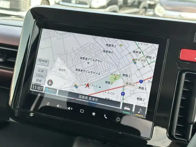 スズキ スペーシア カスタム HYBRID XS 滋賀県 2025(令7)年 0.1千km ピュアホワイトパール/ブラック2トーン 届出済み未使用車/純正9型ナビ/・CD/DVD/Blutooth/USB/全方位カメラ/両側パワースライドドア/ヘッドアップディスプレイ/追従付クルーズコントロール/LEDヘッドライト/シートヒーター/ステアリングヒーター/ステアリングリモコン/スマートキー/衝突軽減ブレーキ/横滑り防止/前後コーナーセンサー/電動格納ミラー/純正１５AW