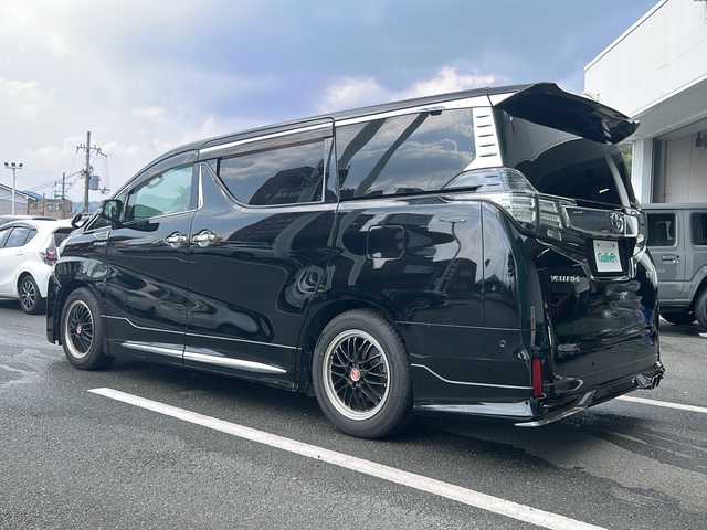 トヨタ ヴェルファイア Z Gエディション 京都府 2017(平29)年 5.7万km 黒 純正ナビ１０インチナビ　サンルーフ　純正フリップダウンモニター　ＪＢＬサウンド　バックカメラ　パワーシート　シートヒーター　両側パワースライドドア　パワーバックドア　モデリスタエアロ　禁煙車