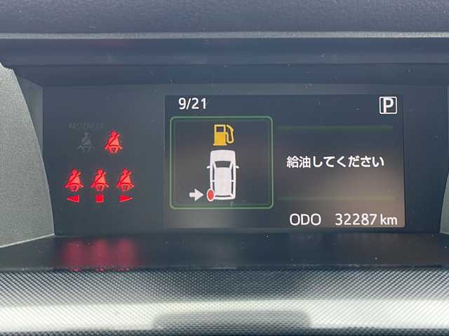 トヨタ タンク G－T 山口県 2018(平30)年 3.3万km ブラックマイカメタリック 純正ナビ　【NSZT-W66T】/・Bluetooth接続/・フルセグテレビ/・DVD再生機能有/ETC/スマートアシスト/・衝突警報機能/・衝突回避支援ブレーキ機能/・誤発進抑制制御機能/・後方誤発進抑制制御機能/・車線逸脱警報機能/・先行車発進お知らせ機能/レーダークルーズコントロール/シートヒーター/純正フロアマット/両側パワースライドドア/スマートキー/プッシュスタート/社外マフラー　【柿本改】/ドアバイザー/ウィンカーミラー/保証書