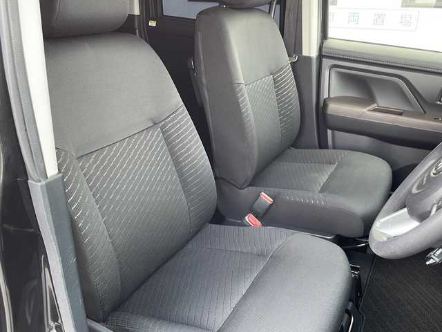 トヨタ タンク G－T 山口県 2018(平30)年 3.3万km ブラックマイカメタリック 純正ナビ　【NSZT-W66T】/・Bluetooth接続/・フルセグテレビ/・DVD再生機能有/ETC/スマートアシスト/・衝突警報機能/・衝突回避支援ブレーキ機能/・誤発進抑制制御機能/・後方誤発進抑制制御機能/・車線逸脱警報機能/・先行車発進お知らせ機能/レーダークルーズコントロール/シートヒーター/純正フロアマット/両側パワースライドドア/スマートキー/プッシュスタート/社外マフラー　【柿本改】/ドアバイザー/ウィンカーミラー/保証書
