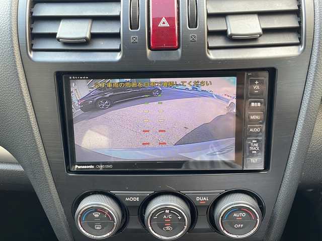 スバル フォレスター 2．0XT アイサイト 東京都 2013(平25)年 7.3万km アイスシルバーメタリック ４WD/IC付ターボ/Panasonic製HDDナビ（CN-510WD）/・フルセグTV/BT/AM/FM/バックカメラ/プッシュスタート/ETC/社外製フロアマット/前席ヒートシーター/前席パワーシート/追従型クルーズコントロール/レーンキープアシスト/オートライト/盗難防止装置/エアバック（ダブル+サイド）/カーテンエアバック/衝突被害軽減システム/電動リアゲート/純正18インチAW/INNO製ルーフキャリア/スマートキー×2/保証書/取扱説明書