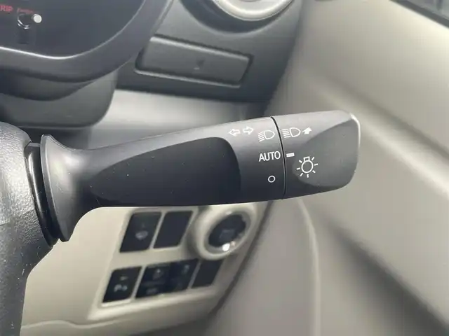 トヨタ パッソ X Lパッケージ 道央・札幌 2023(令5)年 7.5万km パールホワイトⅢ ・４WD/・衝突軽減システム/・盗難防止装置/・寒冷地仕様/・バックカメラ/・メモリナビ/・Bluetooth/・ワンセグTV/・プッシュスタート/・パーキングアシスト/・シートヒーター/・コーナーセンサー/・オートライト/・オートハイビーム/・アイドリングストップ/・LEDヘッドライト/・スマートキー/・ドアバイザー