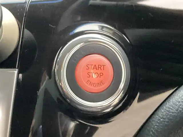 日産 エルグランド 250ハイウェイスターS 静岡県 2016(平28)年 11.7万km ファントムブラック (株)IDOMが運営する【じしゃロン焼津店】の自社ローン専用車両になります。こちらは現金またはオートローンご利用時の価格です。自社ローンご希望の方は別途その旨お申付け下さい /純正ＳＤナビ/（フルセグＴＶ/Ｂｌｕｅｔｏｏｔｈ接続/ＣＤ/ＤＶＤ/ミュージックサーバー）/両側パワースライドドア/バックカメラ/フリップダウンモニター/ETC/LEDヘッドライト/オートライト/プッシュスタート＆スマートキー