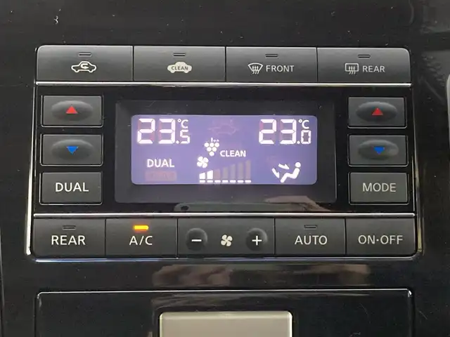 日産 エルグランド 250ハイウェイスターS 静岡県 2016(平28)年 11.7万km ファントムブラック (株)IDOMが運営する【じしゃロン焼津店】の自社ローン専用車両になります。こちらは現金またはオートローンご利用時の価格です。自社ローンご希望の方は別途その旨お申付け下さい /純正ＳＤナビ/（フルセグＴＶ/Ｂｌｕｅｔｏｏｔｈ接続/ＣＤ/ＤＶＤ/ミュージックサーバー）/両側パワースライドドア/バックカメラ/フリップダウンモニター/ETC/LEDヘッドライト/オートライト/プッシュスタート＆スマートキー