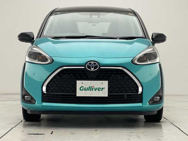 トヨタ シエンタ G クエロ 愛知県 2019(令1)年 4.1万km ブラックマイカ/ラディアントグリーンメタリック 2トーン トヨタセーフティセンス/純正9こ型ナビ　SDカードなし/全方位カメラ/両側パワースライドドア/シートヒーター/Bluetooth/コーナーセンサー/純正アルミホイール/LEDヘッドライト/オートマチックハイビーム/ドライブレコーダー/ETC/衝突軽減システム/フルセグ/Bluetooth/ステアリングスイッチ/スマートキー/プッシュスタート