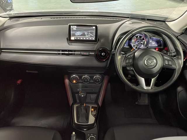 マツダ ＣＸ－３ XD ツーリング 広島県 2015(平27)年 6.8万km セラミックM 純正ナビ　/バックカメラ　/フルセグＴＶ　/クルーズコントロール　/ブラインドスポットモニター　/ＢＯＳＥプレミアムサウンドシステム　/オートライト　/衝突軽減ブレーキ　/ＬＥＤヘッドランプ　/スマートキー　/ＥＴＣ/純正18インチアルミホイール(215/50/R18)/エアバック（運転席/助手席/サイド/カーテン）