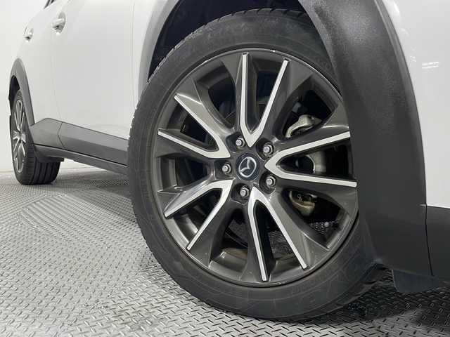 マツダ ＣＸ－３ XD ツーリング 広島県 2015(平27)年 6.8万km セラミックM 純正ナビ　/バックカメラ　/フルセグＴＶ　/クルーズコントロール　/ブラインドスポットモニター　/ＢＯＳＥプレミアムサウンドシステム　/オートライト　/衝突軽減ブレーキ　/ＬＥＤヘッドランプ　/スマートキー　/ＥＴＣ/純正18インチアルミホイール(215/50/R18)/エアバック（運転席/助手席/サイド/カーテン）