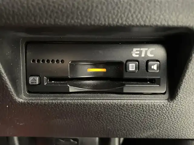 スズキ スイフト スポーツ セーフティPKG 愛知県 2018(平30)年 9.1万km ピュアホワイトP 純正ナビ　シートヒーター　禁煙　ＭＴ車　フルセグＴＶ　Ｂｌｕｅｔｏｏｔｈ　デュアルセンサーブレーキ　衝突軽減　追従クルコン　車線逸脱　ＥＴＣ　ナビ連動ドラレコ　ＬＥＤオートライト　純正フロアマット