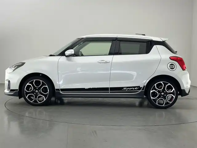 スズキ スイフト スポーツ セーフティPKG 愛知県 2018(平30)年 9.1万km ピュアホワイトP 純正ナビ　シートヒーター　禁煙　ＭＴ車　フルセグＴＶ　Ｂｌｕｅｔｏｏｔｈ　デュアルセンサーブレーキ　衝突軽減　追従クルコン　車線逸脱　ＥＴＣ　ナビ連動ドラレコ　ＬＥＤオートライト　純正フロアマット