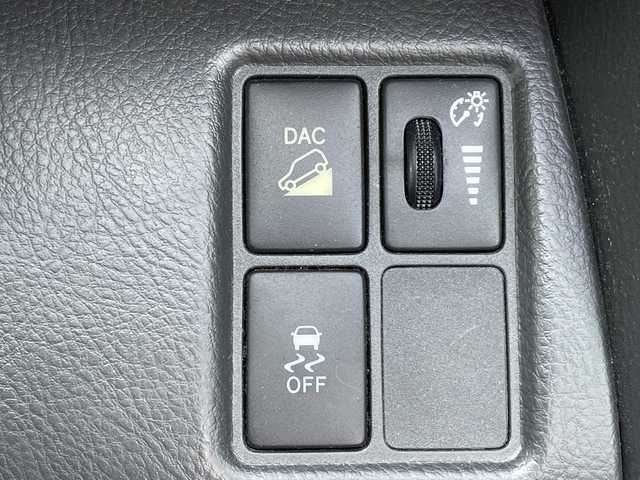 トヨタ ヴァンガード 240S 道央・札幌 2010(平22)年 6.9万km ブラック ・ワンオーナー/・4WD/・寒冷地仕様/・純正HDDナビ/・CD/DVD/SD/HDD/AUX/フルセグTV/・Bluetooth接続/・バックカメラ/・ETC/・ダウンヒルアシストコントロール/・MTモード付AT/・パドルシフト/・横滑り防止装置/・HIDヘッドライト/・フォグランプ/・純正エンジンスターター/・前後ドライブレコーダー/・社外グリル/・積込純正グリル/・積込パイプネット/・積込夏タイヤ純正AWセット　16年製/・スマートキー/・スペアキー