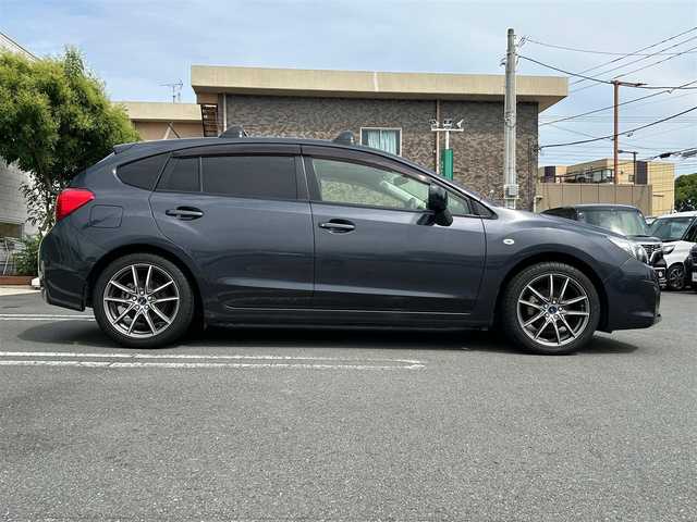 スバル インプレッサ スポーツ 1．6i－L 静岡県 2012(平24)年 7.2万km ダークグレーメタリック エンジンスタートボタン/パワーステアリング/パワーウィンドウ/アイドリングストップ/スマートキー/オートエアコン/Bluetooth/純正ETC/TV（フルセグ）/SDナビ/純正フロアマット/布シート/ルーフレール/アルミホイール（レオニス）/ABS/横滑り防止装置/カーテンエアバック/ヒルスタートアシストシステム