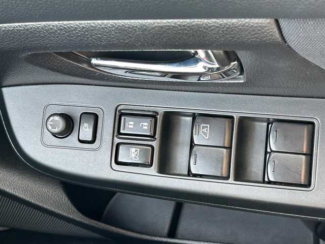 スバル インプレッサ スポーツ 1．6i－L 静岡県 2012(平24)年 7.2万km ダークグレーメタリック エンジンスタートボタン/パワーステアリング/パワーウィンドウ/アイドリングストップ/スマートキー/オートエアコン/Bluetooth/純正ETC/TV（フルセグ）/SDナビ/純正フロアマット/布シート/ルーフレール/アルミホイール（レオニス）/ABS/横滑り防止装置/カーテンエアバック/ヒルスタートアシストシステム