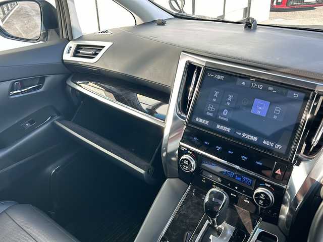 トヨタ アルファードハイブリット SR Cパッケージ 山形県 2019(令1)年 3万km ホワイトパールクリスタルシャイン サンルーフ/純正１０型ナビ/フリップダウンモニター/ＴＲＤエアロ/デジタルインナーミラー/ＢＳＭ/衝突軽減/置くだけ充電/ＥＴＣ/１００Ｖ電源/ドライブレコーダー/追従クルーズコントロール/両側電動ドア/バックカメラ