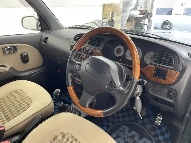 ダイハツ ミラ ジーノ 滋賀県 2002(平14)年 10.8万km ブリティッシュグリーンマイカ 禁煙車/純正オーディオ/（CD/カセットテープ/AM/FM）/前後ドライブレコーダー/ETC/社外フロアマット/社外アルミホイール/純正ドアバイザー/ウッドコンビステアリング/フォグランプ/スペアキー