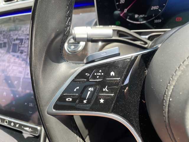 メルセデス・ベンツ Ｓ５００ 4マチック AMGライン 東京都 2021(令3)年 0.9万km モハーベシルバー レーダーセーフティパッケージ（詳細は検査員記入欄参照）/レザーエクスクルーシブパッケージ/3Dコックピッドディスプレイ/ARヘッドアップディスプレイ/パノラミックスライディングルーフ/ワンオーナー/保証書/取説/R3.6ディーラー記録簿/スマートキー×２/クライメントコントロール/前席エナジャイジングパッケージ/木目&革巻きステア/パドルシフト/ヒーター/電動チルト/ダイヤモンドステッチ入ナッパ黒レザーシート/前メモリ付パワーシート＆ベンチレーター＆リラクゼーション機能・全席シートヒーター/リアオートサンシェード・後席充電用USB/メルセデスミーコネクト/12.8インチ有機ELメディアディスプレイ・ダッシュカム/ARナビ・フルセグTV/BT/USB/AppleCarPlay/AndroidAuto/ブルメスター3Dサラウンドサウンドシステム/360度カメラシステム・アクティブパーキングアシスト・パークトロニック/2.0ビルトインETC＆純正前後ドラレコ/AMG20インチアルミ/全ドアイージークロージャー/LEDパフォーマンスライト/アダプティブハイビームアシスト+・オートライト/パワートランク/AUTOHOLD