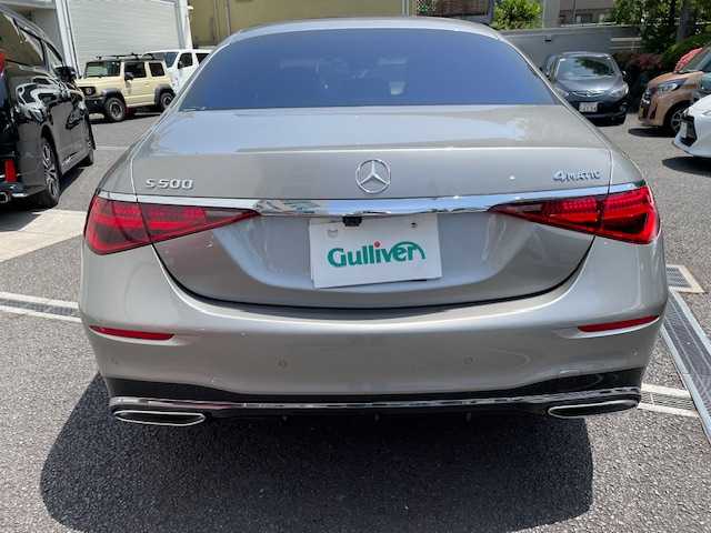 メルセデス・ベンツ Ｓ５００ 4マチック AMGライン 東京都 2021(令3)年 0.9万km モハーベシルバー レーダーセーフティパッケージ（詳細は検査員記入欄参照）/レザーエクスクルーシブパッケージ/3Dコックピッドディスプレイ/ARヘッドアップディスプレイ/パノラミックスライディングルーフ/ワンオーナー/保証書/取説/R3.6ディーラー記録簿/スマートキー×２/クライメントコントロール/前席エナジャイジングパッケージ/木目&革巻きステア/パドルシフト/ヒーター/電動チルト/ダイヤモンドステッチ入ナッパ黒レザーシート/前メモリ付パワーシート＆ベンチレーター＆リラクゼーション機能・全席シートヒーター/リアオートサンシェード・後席充電用USB/メルセデスミーコネクト/12.8インチ有機ELメディアディスプレイ・ダッシュカム/ARナビ・フルセグTV/BT/USB/AppleCarPlay/AndroidAuto/ブルメスター3Dサラウンドサウンドシステム/360度カメラシステム・アクティブパーキングアシスト・パークトロニック/2.0ビルトインETC＆純正前後ドラレコ/AMG20インチアルミ/全ドアイージークロージャー/LEDパフォーマンスライト/アダプティブハイビームアシスト+・オートライト/パワートランク/AUTOHOLD
