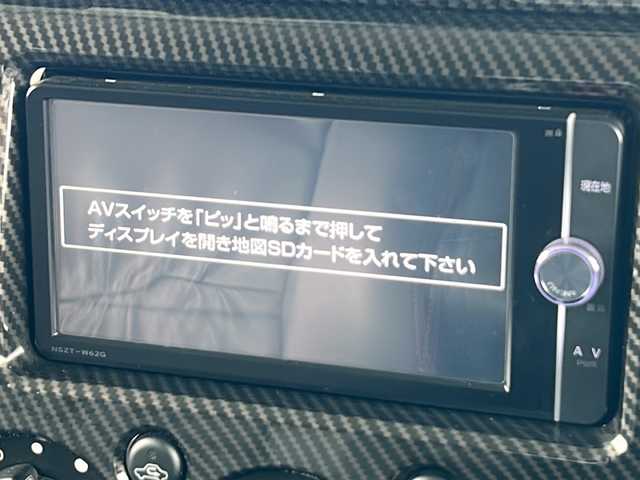 トヨタ ＦＪクルーザー 富山県 2014(平26)年 2.4万km ホワイト 4WD/純正SDナビ（NSZT-W62G）/フルセグ/Bluetooth/バックカメラ/サイドカメラ/ドライブレコーダー/ETC/クリアランスソナー/クルーズコントロール/リフトアップ/BFグッドリッチ オールテレーン（275/55/R20）/JAOSマッドフラップ/オーバーフェンダーキット/背面タイヤ/社外20インチアルミホイール/社外マフラー