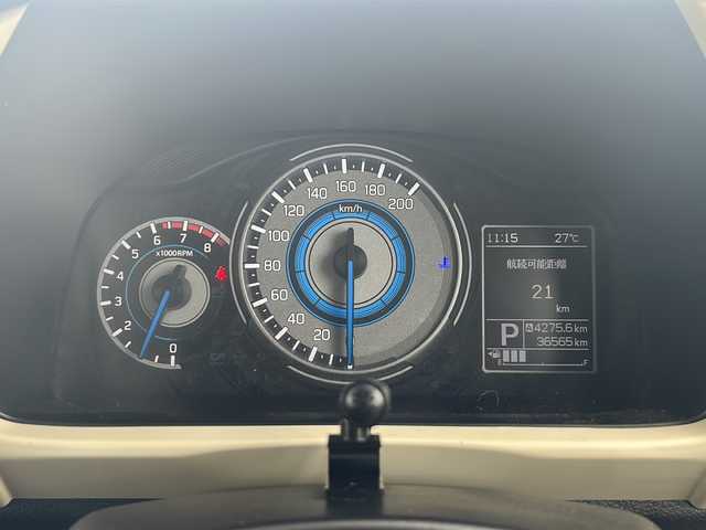 スズキ クロスビー HYBRID MX 富山県 2018(平30)年 3.7万km ミネラルグレーM ４ＷＤ　/ケンウッド７インチナビ(MDV-D207BT)/シートヒーター(D/N)　/スペアキー　/ダウンヒルアシストコントロール　/純正ＥＴＣ　/ドライブレコーダー　/純正アルミホイール　/MTモード付　/取扱説明書　/保証書　/ナビ取扱説明書　