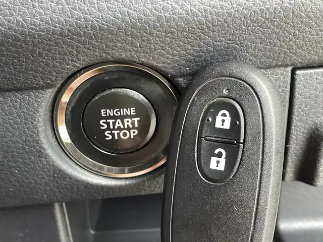 スズキ ハスラー Jスタイル 新潟県 2015(平27)年 5.1万km フェニックスレッドパール/ホワイト2トーンルーフ 衝突軽減ブレーキ/純正ナビ /バックカメラ/Bluetooth/フルセグTV/前席シートヒーター/ビルトインETC/アイドリングストップ/スマートキー/プッシュスタート/HIDヘッドライト/フォグライト/ドライブレコーダー/純正ゴムマット