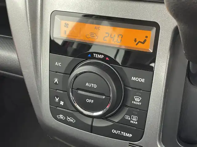 スズキ ハスラー Jスタイル 新潟県 2015(平27)年 5.1万km フェニックスレッドパール/ホワイト2トーンルーフ 衝突軽減ブレーキ/純正ナビ /バックカメラ/Bluetooth/フルセグTV/前席シートヒーター/ビルトインETC/アイドリングストップ/スマートキー/プッシュスタート/HIDヘッドライト/フォグライト/ドライブレコーダー/純正ゴムマット