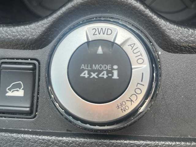 日産 エクストレイル 20Xt エマージェンシーブレーキ 茨城県 2016(平28)年 11.9万km ブリリアントホワイトパール 純正ナビ/（AM/FM/BT/CD/DVD）/フルセグTV/全方位カメラ/ETC/革巻きステアリング/クルーズコントロール/衝突軽減ブレーキ