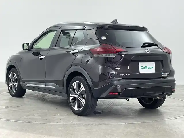 日産 キックス X 群馬県 2020(令2)年 2.1万km ナイトベールパープル 純正9型ナビ　全周囲カメラ　デジタルインナーミラー　アダプティブクルーズコントロール　ハーフレザーシート　純正ビルトインETC LEDヘッドライト　スマートキー　衝突被害軽減ブレーキ　禁煙車