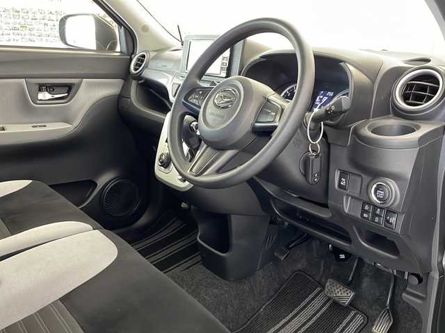 ダイハツ キャスト アクティバ X リミテッド SAⅢ 新潟県 2020(令2)年 4.8万km ブラックマイカメタリック 4WD/社外SDナビ(CN-RE06WD)/CD/DVD/BT/フルセグテレビ/バックカメラ/ドライブレコーダー/衝突被害軽減ブレーキ/レーンキープアシスト/ベンチシート/シートヒーター /スマートキー/プッシュスタート/オートライト/オートハイビーム/社外15インチアルミホイール/15インチ冬タイヤ車載