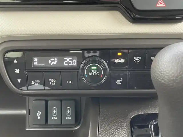 ホンダ Ｎ ＢＯＸ L ターボ 宮城県 2021(令3)年 1.3万km プレミアムサンライトホワイトパール 登録時走行距離12613km/AM・FM・Bluetooth・TV・CD・DVD/純正SDナビ/クリアランスソナー/クルーズコントロール（追従走行あり）/ETC/両側パワースライドドア/ドライブレコーダー（前後）/バックカメラ/純正LEDライト/シートヒーター/プッシュスタート/スマートキー/チップアップシート/ヘッドライトイベライザー/後席テーブルあり