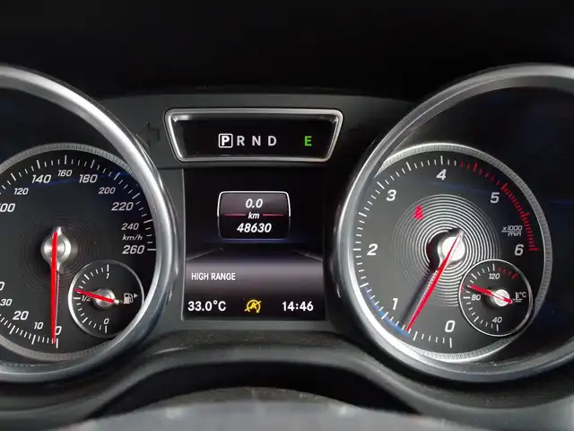 メルセデス・ベンツ ゲレンデヴァーゲン Ｇ３５０ｄ 埼玉県 2017(平29)年 4.9万km 黒 グレーレザーシート/アダプティブクルーズコントロール/ラグジュアリーパッケージ/電動スライディングルーフ/harman/kardon/CarPlay/ブラインドスポットモニター/バックカメラ/純正ナビ/ドラレコ/ETC/フルセグTV/シートヒーター/シートポジションメモリー機能