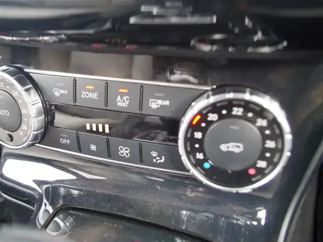 メルセデス・ベンツ ゲレンデヴァーゲン Ｇ３５０ｄ 埼玉県 2017(平29)年 4.9万km 黒 グレーレザーシート/アダプティブクルーズコントロール/ラグジュアリーパッケージ/電動スライディングルーフ/harman/kardon/CarPlay/ブラインドスポットモニター/バックカメラ/純正ナビ/ドラレコ/ETC/フルセグTV/シートヒーター/シートポジションメモリー機能