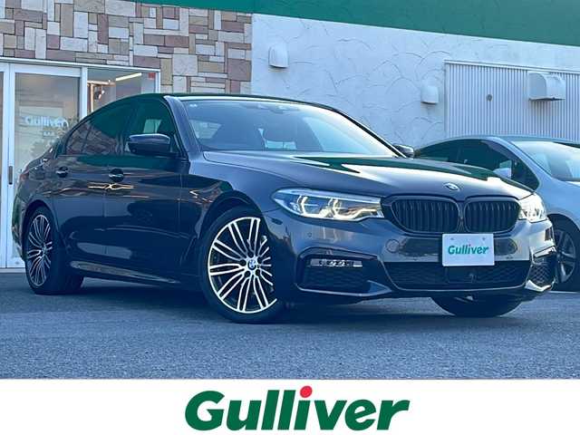 ＢＭＷ ５２３ｄ Mスポーツ 岡山県 2018(平30)年 6.4万km ソフィスト・グレー・ブリリアント・エフェクト 純正メモリナビ/（ラジオ/フルセグ/DISC/USB/BT）/全方位カメラ/サンルーフ/ヘッドアップディスプレイ/オートブレーキホールド/ブラインドスポットモニター/追従式クルーズコントロール/ETC/LEDヘッドライト/合皮シート/前席シートヒーター/前席エアーシート/前席パワーシート/前後コーナーセンサー/置くだけ充電/純正19インチAW/パドルシフト