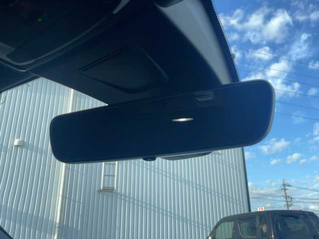 ホンダ シビック RS 三重県 2024(令6)年 1.3万km ソニックグレーパール 純正ナビ/バックカメラ/BSM/ビルトインETC2.0/ワイヤレス充電器/パワーシート/シートヒーター/タイプC給電/コーナーセンサー/レーダークルーズコントロール/レーンキープアシスト/革巻きステアリング/ステアリングスイッチ/電動格納ミラー/禁煙車