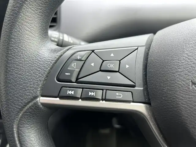 日産 セレナ X 静岡県 2017(平29)年 5.7万km ダイヤモンドブラック 社外7インチナビ/(BlueTooth/SD/CD/DVD/USB)/フルセグTV/両側電動スライド/クルーズコントロール/バックカメラ/ETC車載器/Wエアコン/スマートキー/プッシュスタート/LEDヘッドライト/デュアルエアコン