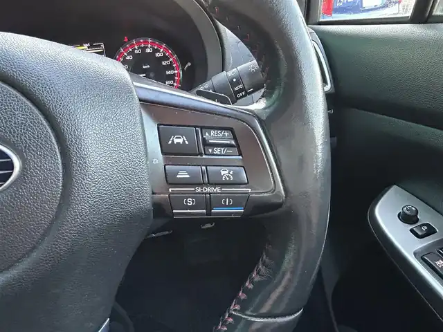 スバル レヴォーグ 1．6STIスポーツアイサイト 宮城県 2016(平28)年 6.8万km クリスタルブラックシリカ ワンオーナー/アイサイトVer3/・プリクラッシュブレーキ/・アクティブレーンキープ/・ステレオカメラ/・車線逸脱ふらつき警報/・誤発進抑制制御機能/・誤後進抑制御制機能/・全車速追従機能付クルーズコントロール/アドバンスドセイフティパッケージ/・リアビークルディテクション/・ハイビームアシスト/・サイドビューモニター/・アイサイトアシストモニター/純正SDナビ/【CD・DVD・SD・BT・フルセグTV】/バックカメラ/純正17インチAW/横滑り防止機能/前席パワーシート・シートヒーター/運転席メモリーシート/レザーシート/パドルシフト/SI-Drive/電動格納ミラー/ウィンカーミラー/オートライト/LEDヘッドライト/フォグライト/LEDデイライト/プッシュスタート/スマートキー/スペアキー/ETC/新車保証書/取扱説明書キャプテンシート