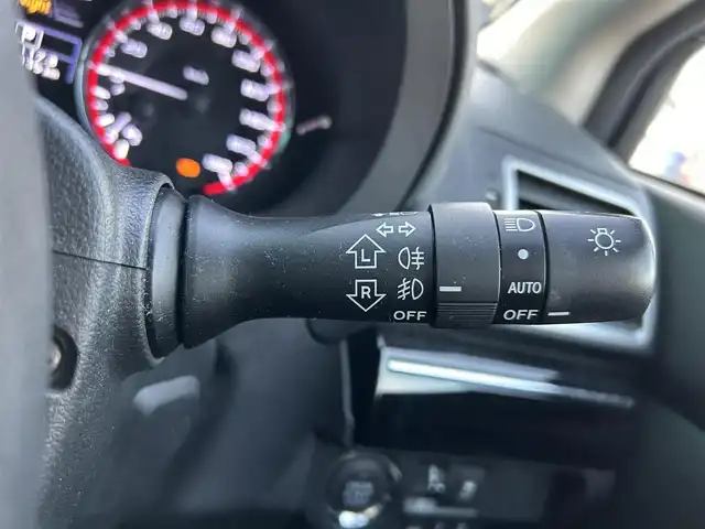 スバル レヴォーグ 1．6STIスポーツアイサイト 宮城県 2016(平28)年 6.8万km クリスタルブラックシリカ ワンオーナー/アイサイトVer3/・プリクラッシュブレーキ/・アクティブレーンキープ/・ステレオカメラ/・車線逸脱ふらつき警報/・誤発進抑制制御機能/・誤後進抑制御制機能/・全車速追従機能付クルーズコントロール/アドバンスドセイフティパッケージ/・リアビークルディテクション/・ハイビームアシスト/・サイドビューモニター/・アイサイトアシストモニター/純正SDナビ/【CD・DVD・SD・BT・フルセグTV】/バックカメラ/純正17インチAW/横滑り防止機能/前席パワーシート・シートヒーター/運転席メモリーシート/レザーシート/パドルシフト/SI-Drive/電動格納ミラー/ウィンカーミラー/オートライト/LEDヘッドライト/フォグライト/LEDデイライト/プッシュスタート/スマートキー/スペアキー/ETC/新車保証書/取扱説明書キャプテンシート