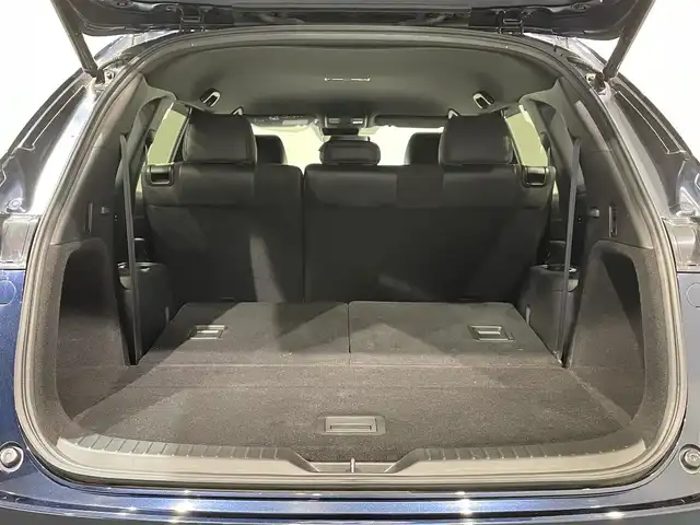 マツダ ＣＸ－８ XD ブラックトーンエディション 愛知県 2022(令4)年 3万km ディープクリスタルブルーマイカ 純正10.25インチナビ/アラウンドビューモニター/レーダークルーズコントロール/シートヒーター/LEDヘッドライト/ワイヤレス充電/ブラインドスポットモニター/ステアリングヒーター/パワーシート/電動リアゲート/フルセグTV/Bluetooth/コーナーセンサー/レーンキープアシスト/オートハイビーム/Carplay/プッシュスタート/USB接続/スマートキー/アイドリングストップ/ミュージックプレイヤー接続/純正アルミホイール/オートライト/ヘッドアップディスプレイ/禁煙車/ディーゼル/ターボ/4WD/特別仕様車/ウィンカーミラー/電動格納ミラー/フォグランプ/Wエアコン/電動パーキングブレーキ/オートブレーキホールド/ステアリングリモコン/速度標識警報/ドライバー・アテンション・アラート